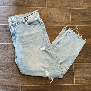 Old Navy Boyfriend Mid Rise Jeans